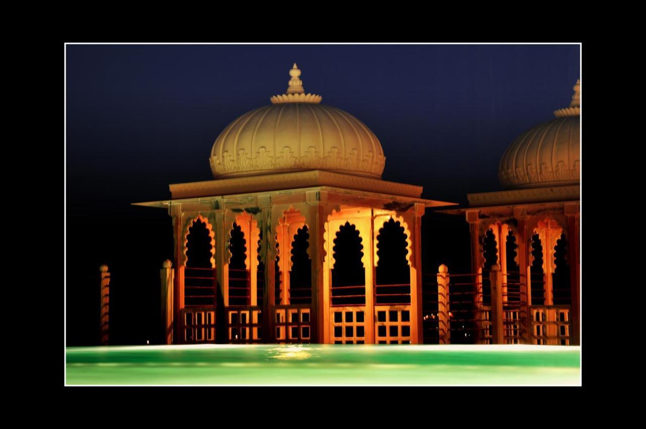 Chunda Palace Udaipur Esterno foto