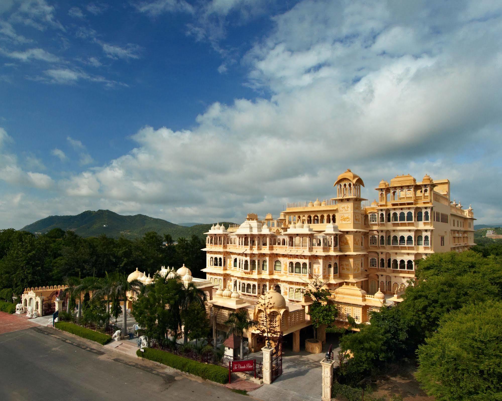 Chunda Palace Udaipur Esterno foto