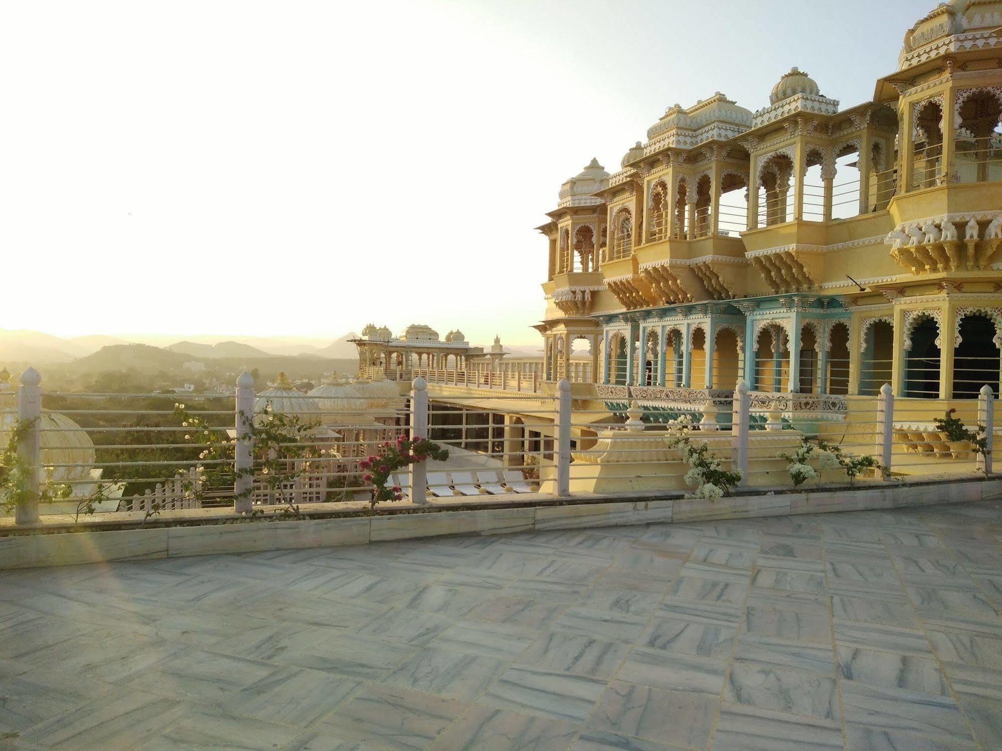 Chunda Palace Udaipur Esterno foto