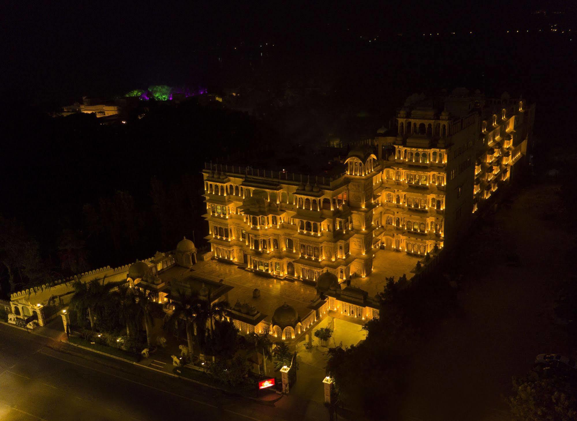 Chunda Palace Udaipur Esterno foto